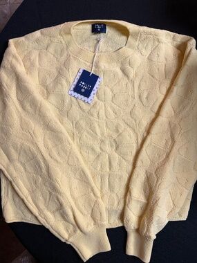 Roller Rabbit Daisy Sweater Sweatshirt NWT size Medium